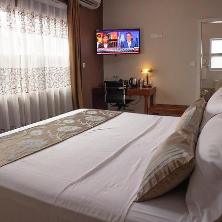 Frederick'S Lodge Кумасі Екстер'єр фото