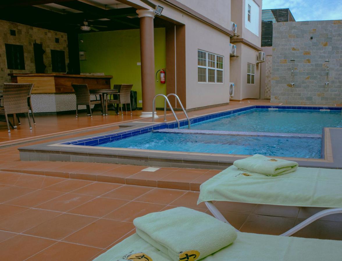 Frederick'S Lodge Кумасі Екстер'єр фото