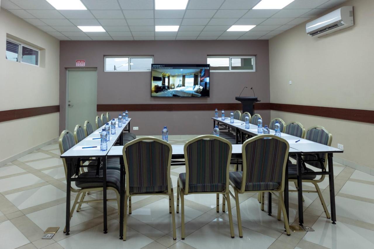 Frederick'S Lodge Кумасі Екстер'єр фото