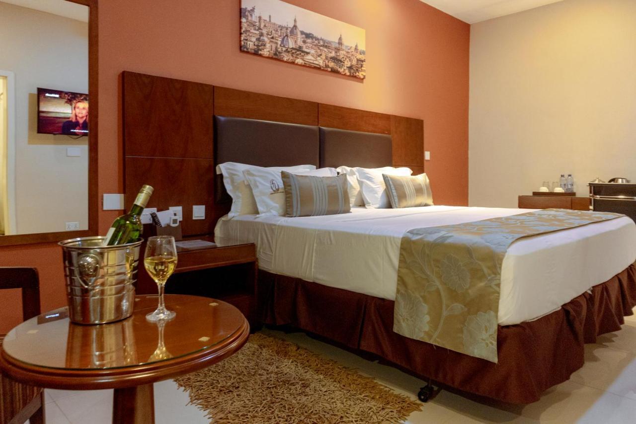 Frederick'S Lodge Кумасі Екстер'єр фото